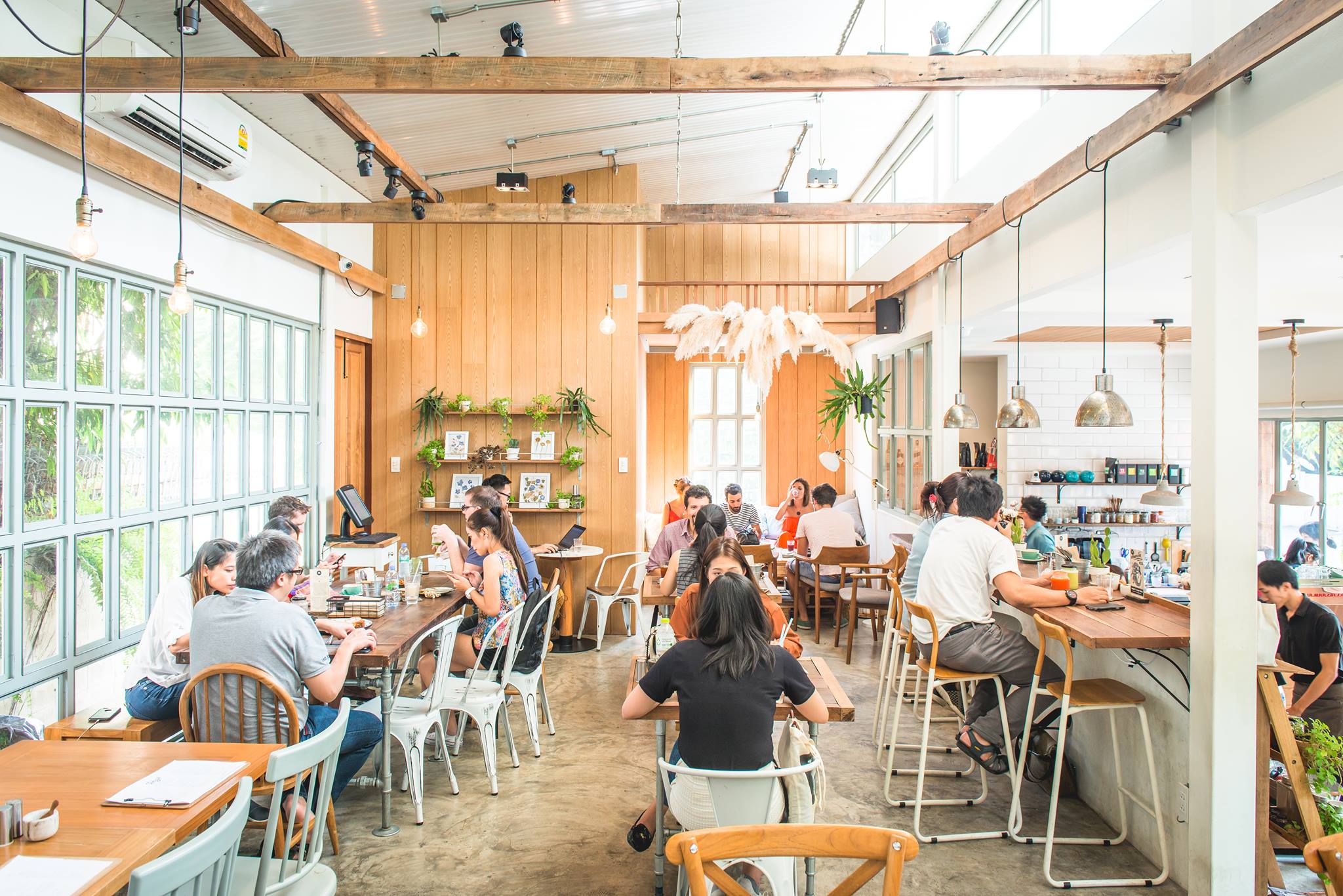 PULSE CITY GUIDE: TOBY’S IN SUKHUMVIT 38