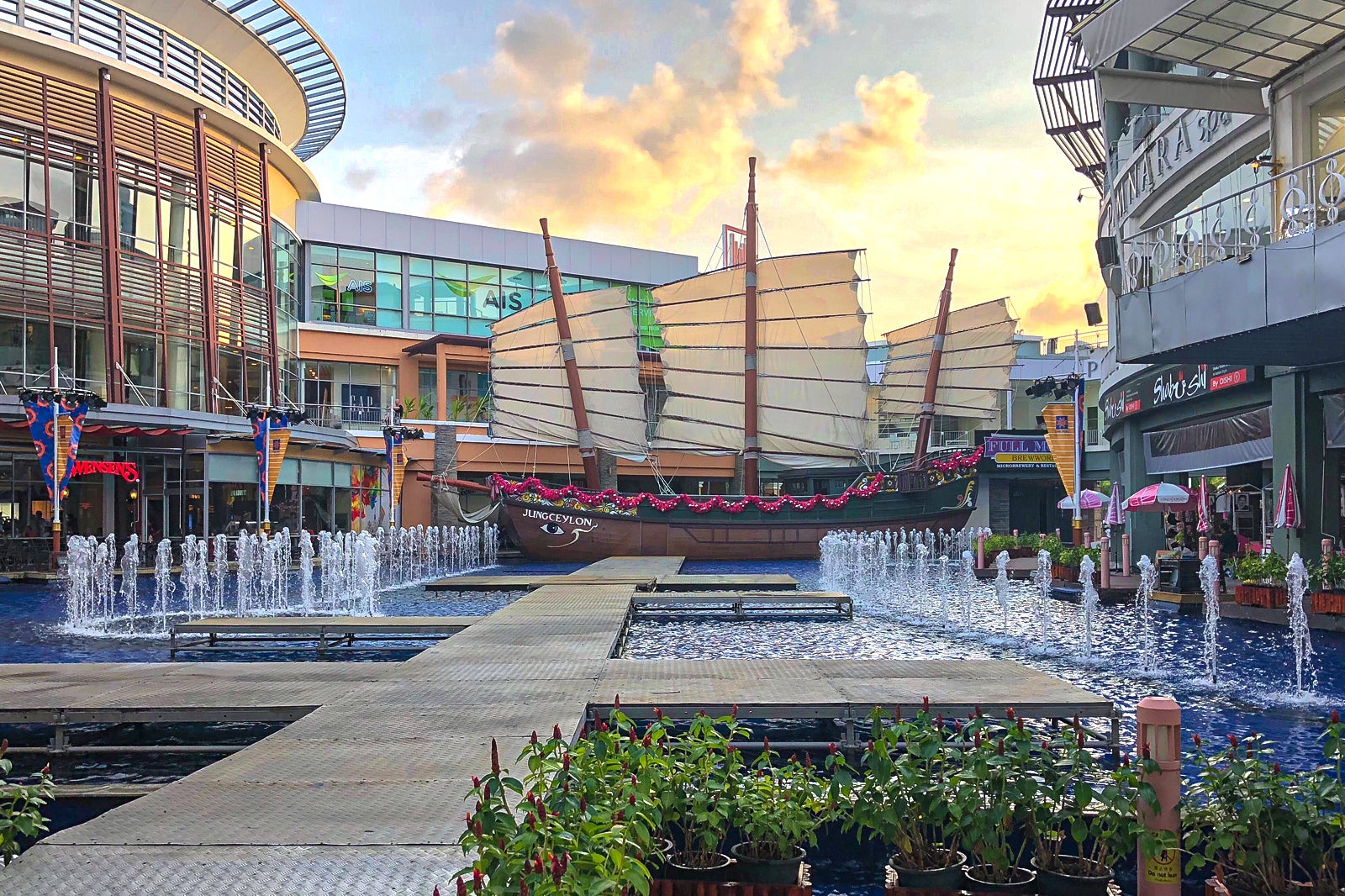 PULSE CITY GUIDE: JUNGCEYLON MALL PATONG